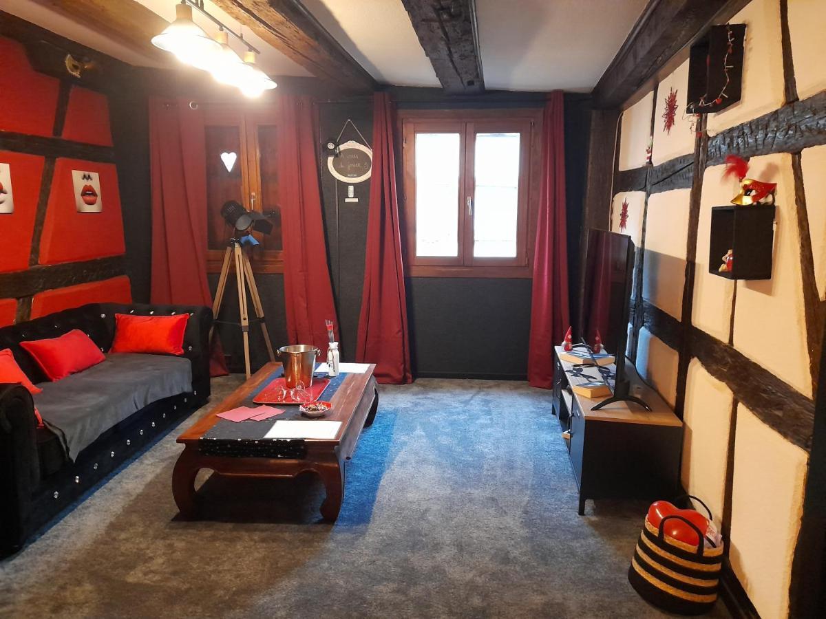 Love Room Le Rouge Et Noir Barr Zewnętrze zdjęcie